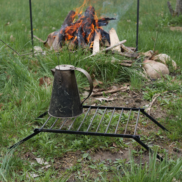 Finally found a use for the tiny camp grill at our apartment complex,  campfire quesadillas! : r/castiron