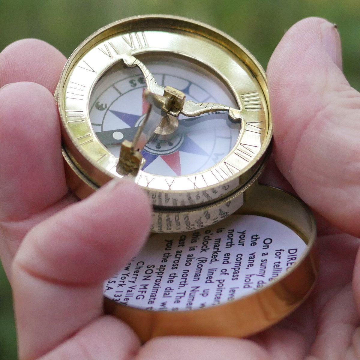 Sundial Pocket Compass – Heirloom Art Co.
